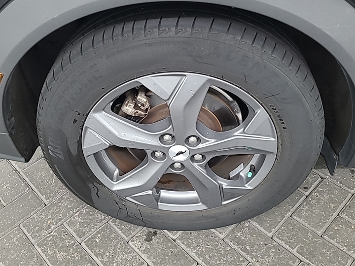 Foto 19 van Ford Mustang