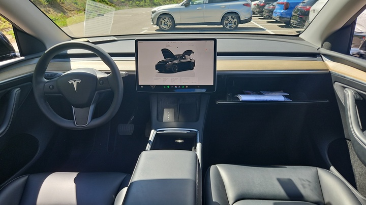 Foto 6 van Tesla Model Y