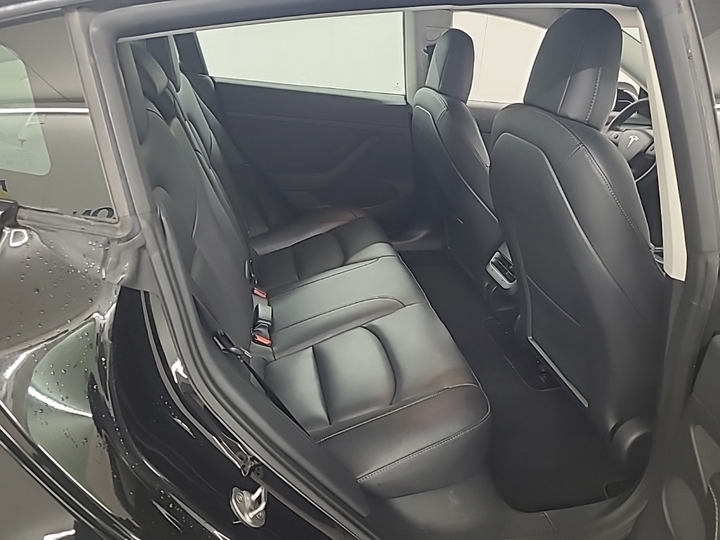 Foto 6 van Tesla Model 3