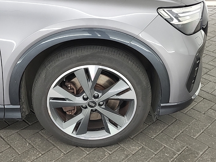 Foto 17 van Audi Q4 e-tron