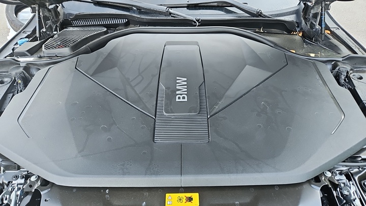 Foto 11 van BMW i5