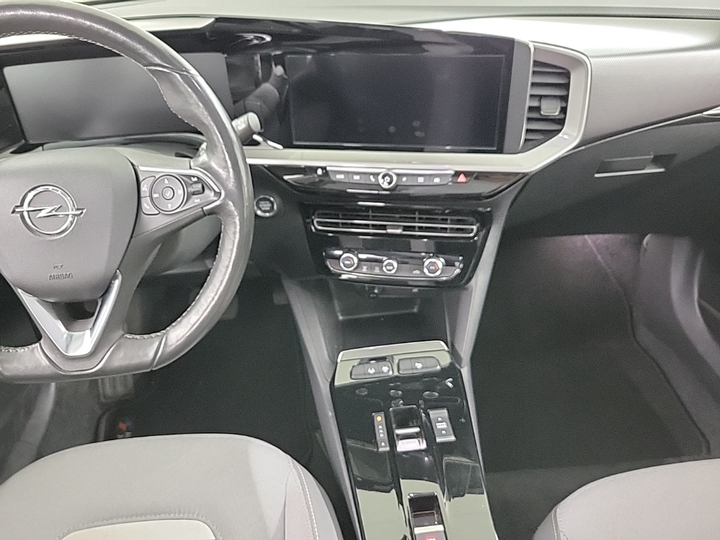 Photo 11 of Opel Mokka-e