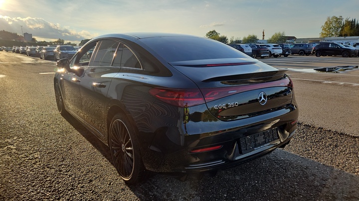 Foto 4 van Mercedes EQE