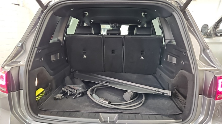 Foto 9 van Mercedes EQB