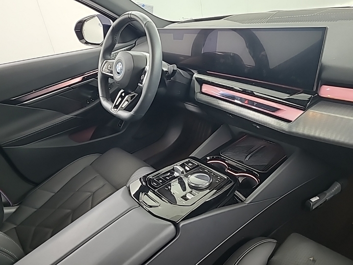 Foto 7 van BMW i5