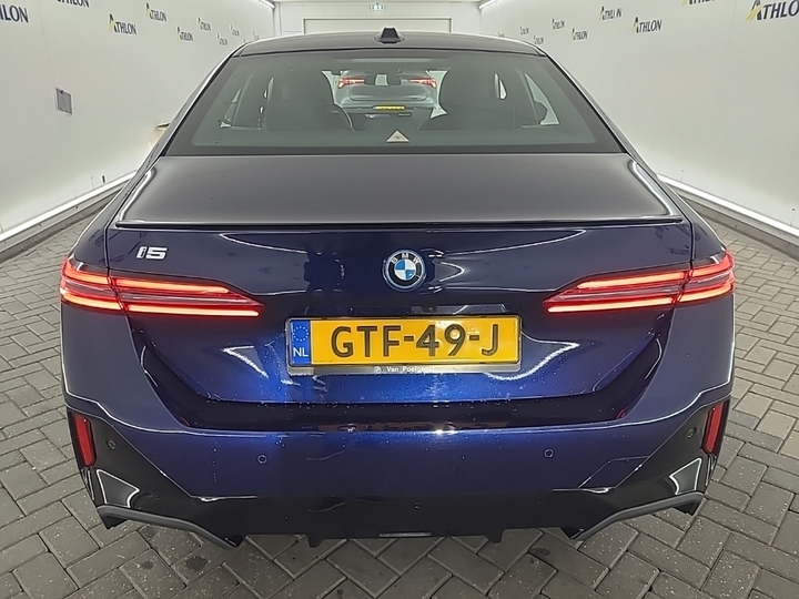 Foto 17 van BMW i5