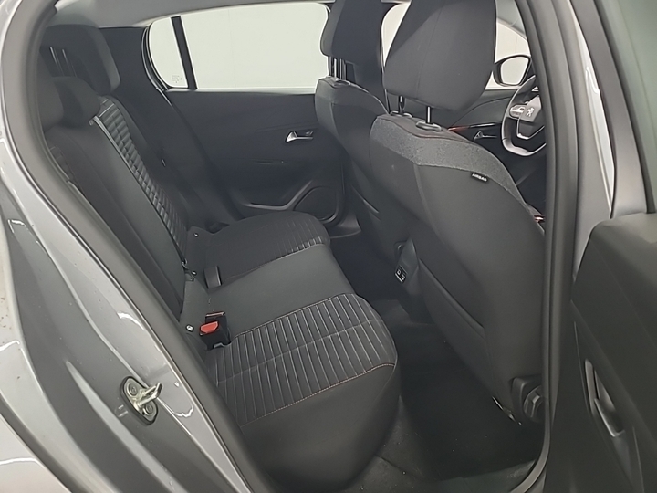 Foto 8 van Peugeot E-208