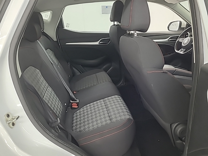 Foto 7 van MG ZS