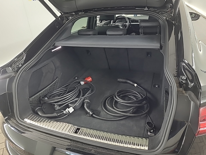 Foto 6 van Audi e-tron sportback