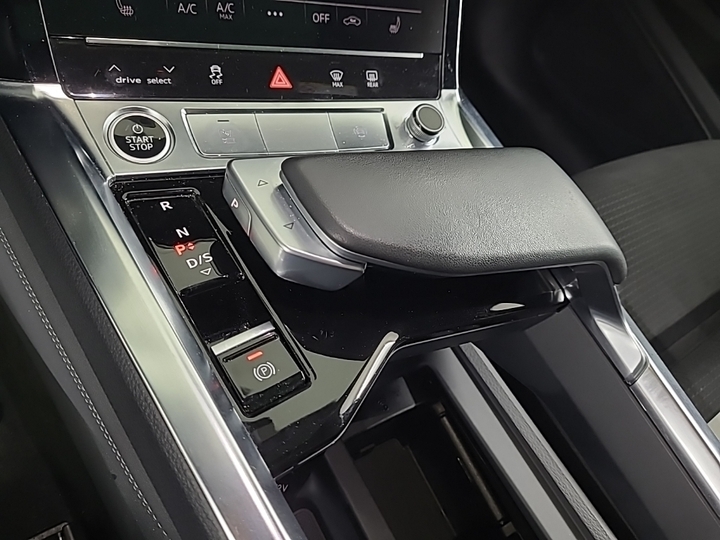 Foto 13 van Audi e-tron sportback