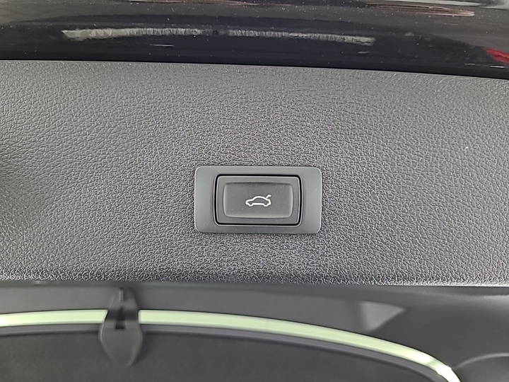 Foto 16 van Audi e-tron sportback