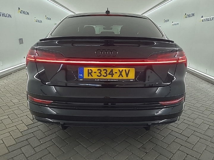 Foto 18 van Audi e-tron sportback