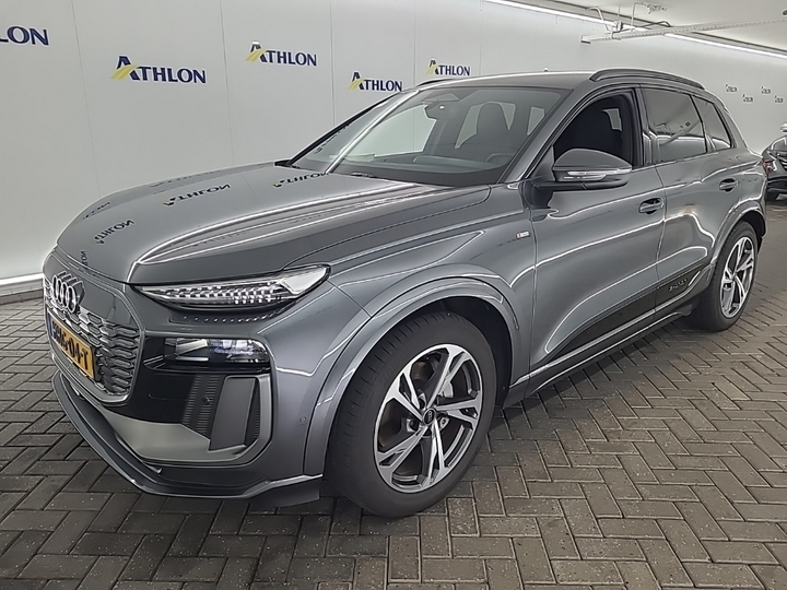 Foto 2 van Audi Q6 e-tron