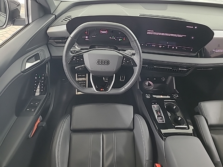 Foto 9 van Audi Q6 e-tron