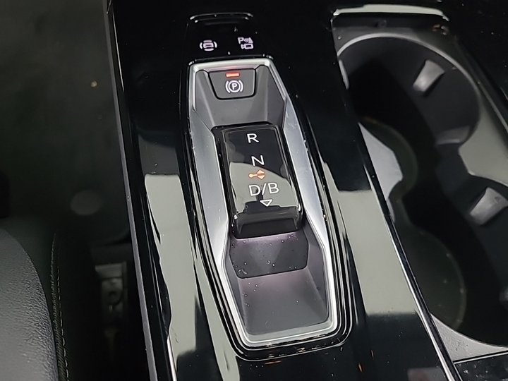 Foto 13 van Audi Q6 e-tron