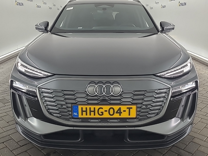 Foto 15 van Audi Q6 e-tron