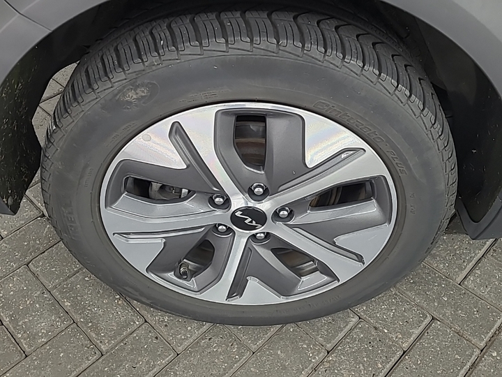 Photo 16 of Kia Niro