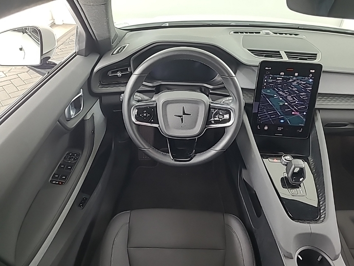 Photo 8 of Polestar 2