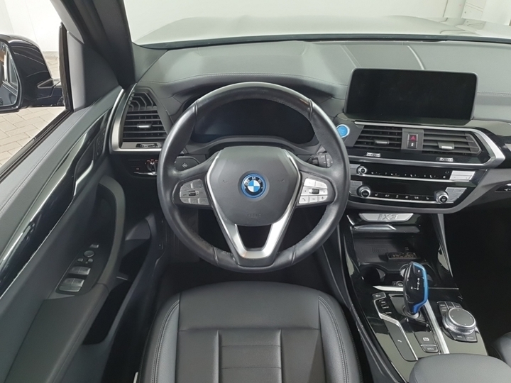 Foto 9 van BMW ix3