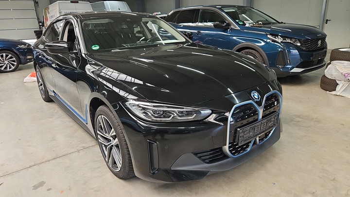 Foto 3 van BMW i4