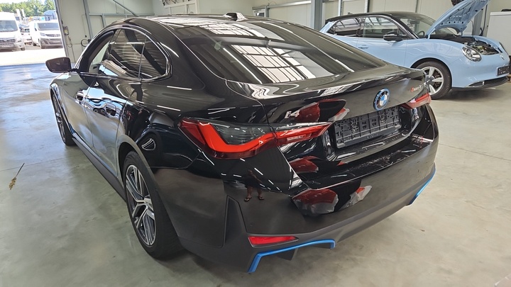Foto 4 van BMW i4
