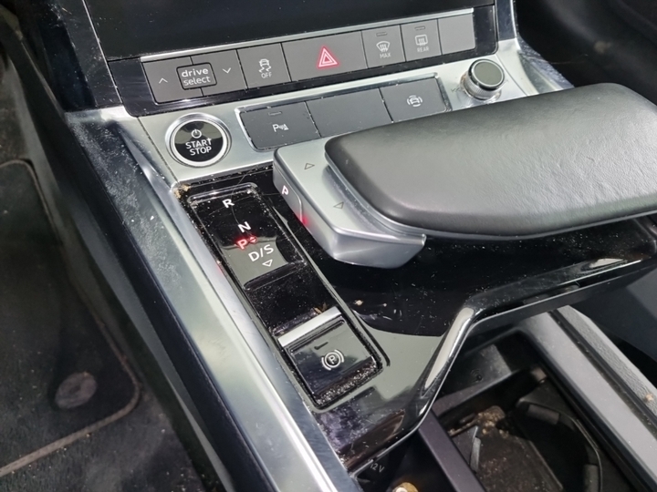 Foto 12 van Audi e-tron sportback