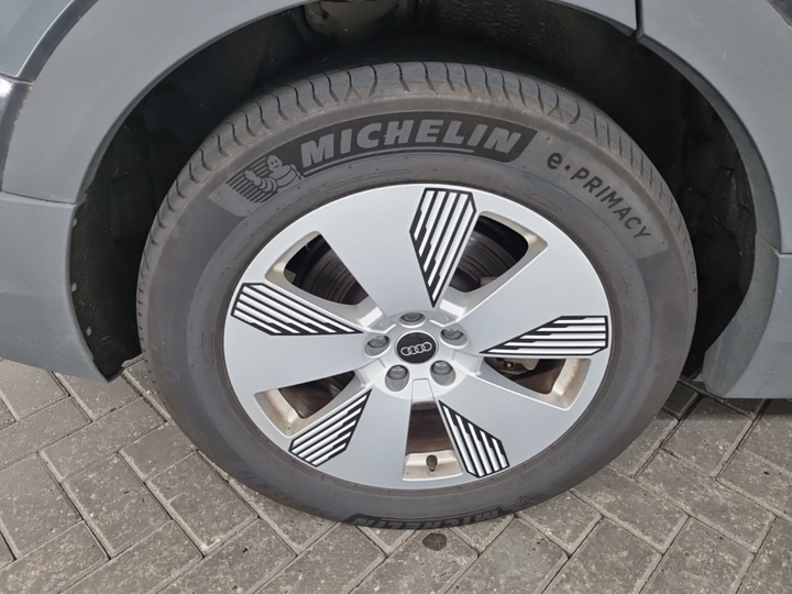 Foto 15 van Audi e-tron sportback