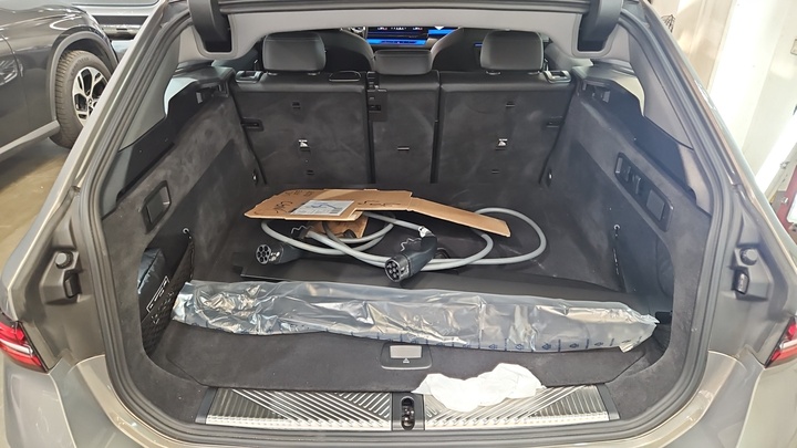 Foto 9 van BMW i5