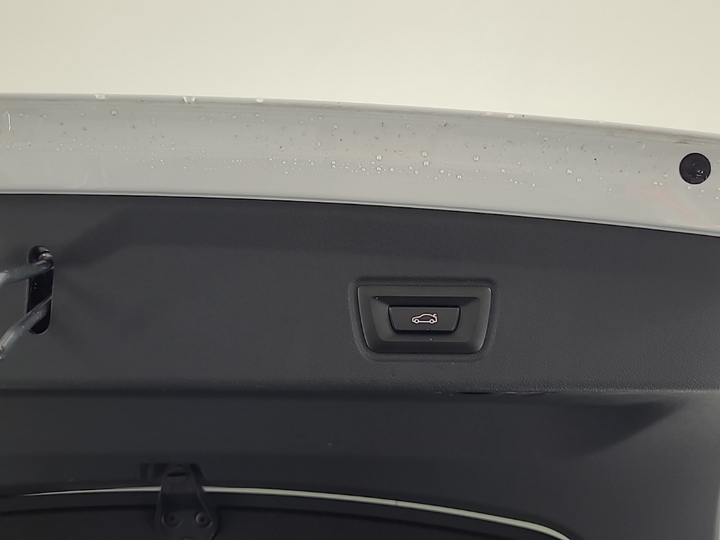 Foto 17 van BMW i4