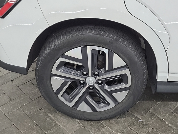 Foto 14 van Hyundai Kona