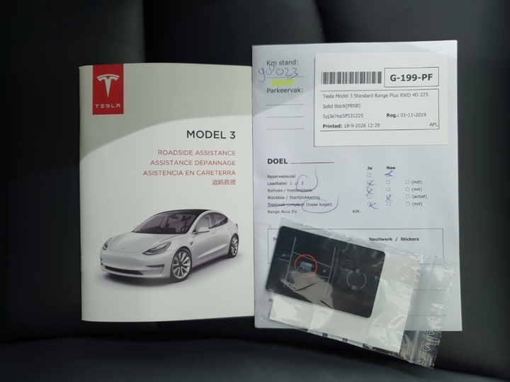 Photo 12 of Tesla Model 3