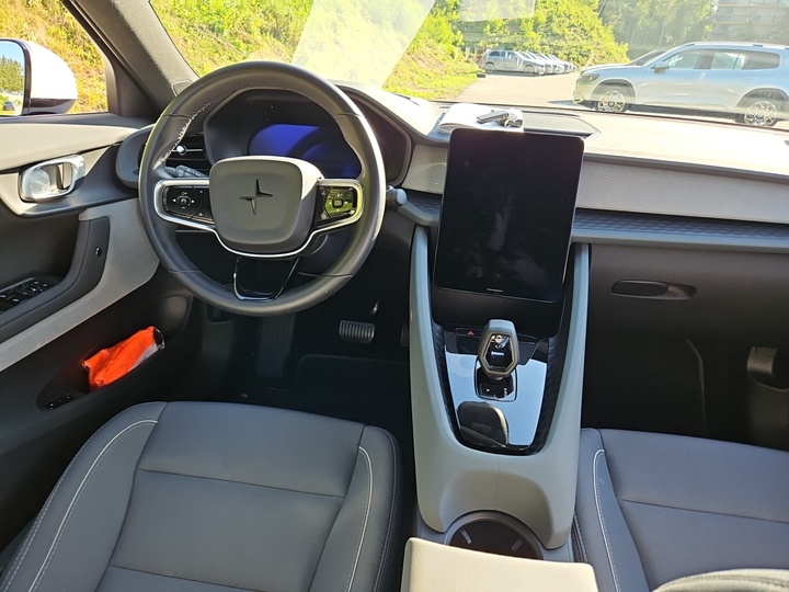 Foto 7 van Polestar 2