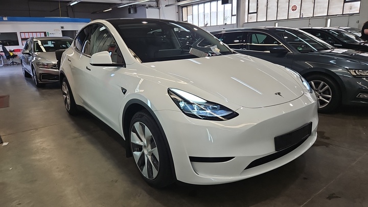 Foto 3 van Tesla Model Y