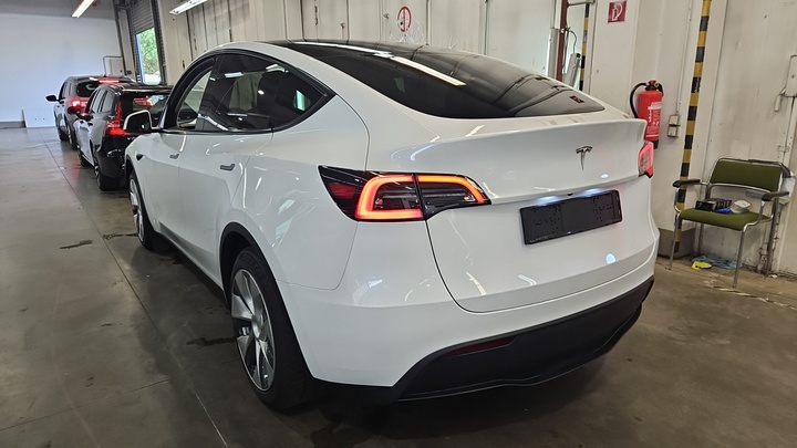 Foto 4 van Tesla Model Y
