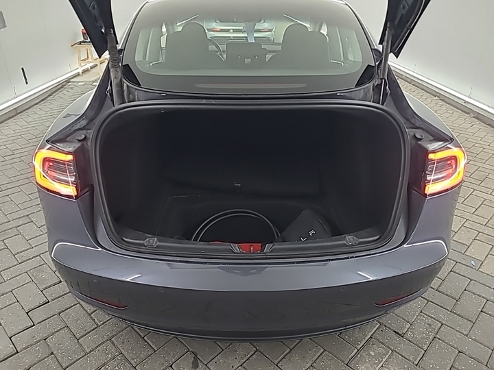 Foto 6 van Tesla Model 3