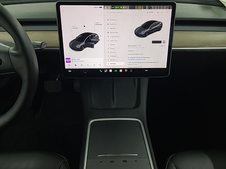Foto 11 van Tesla Model 3