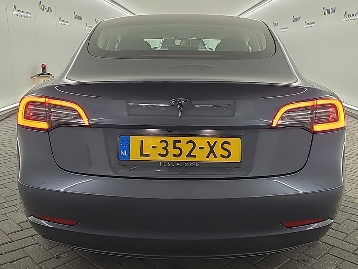 Foto 15 van Tesla Model 3