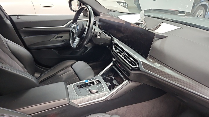 Foto 8 van BMW i4