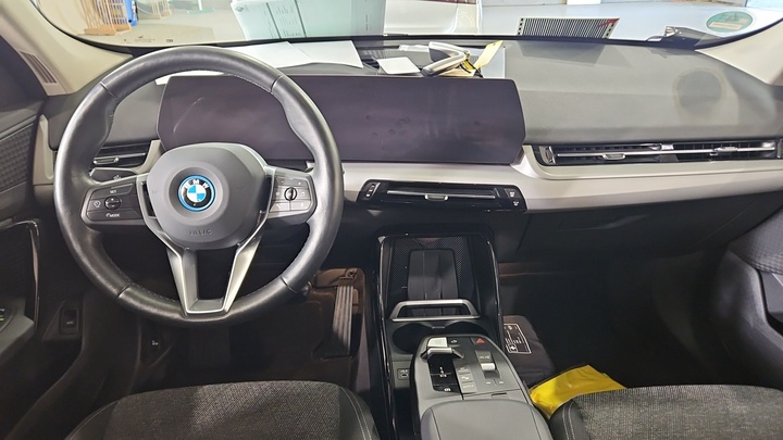 Foto 7 van BMW ix1