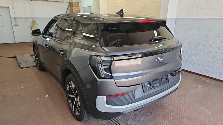 Foto 4 van Ford Explorer EV
