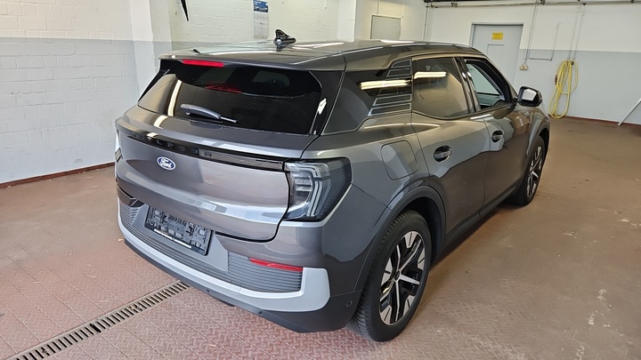Foto 5 van Ford Explorer EV