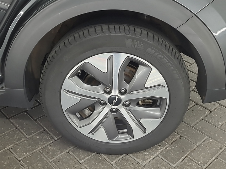 Foto 16 van Kia Niro