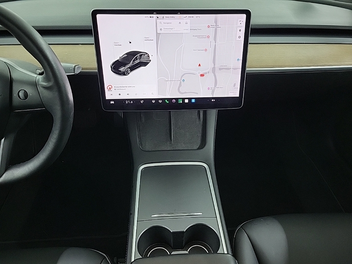 Photo 8 of Tesla Model 3