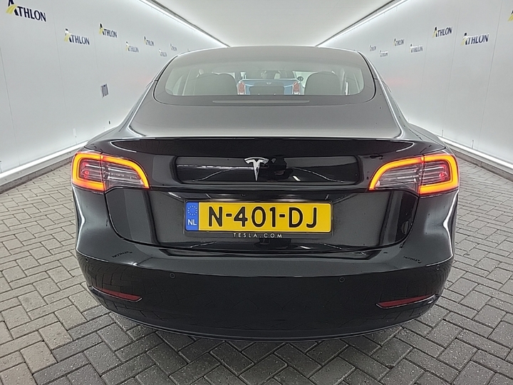Photo 15 of Tesla Model 3