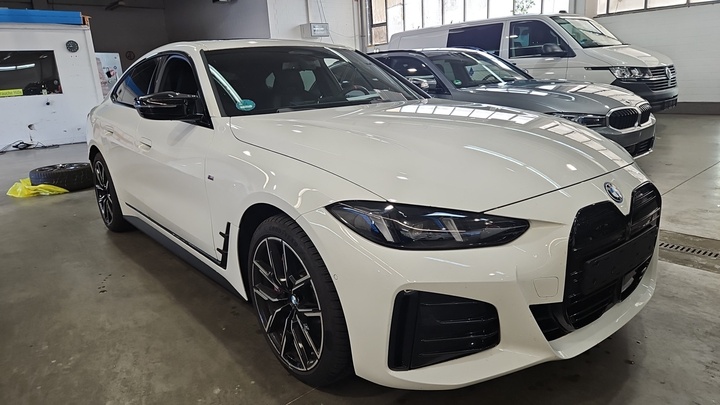 Foto 3 van BMW i4