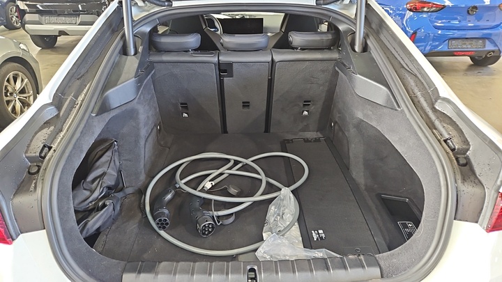 Foto 9 van BMW i4