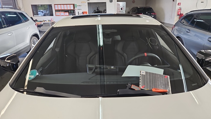 Foto 16 van BMW i4