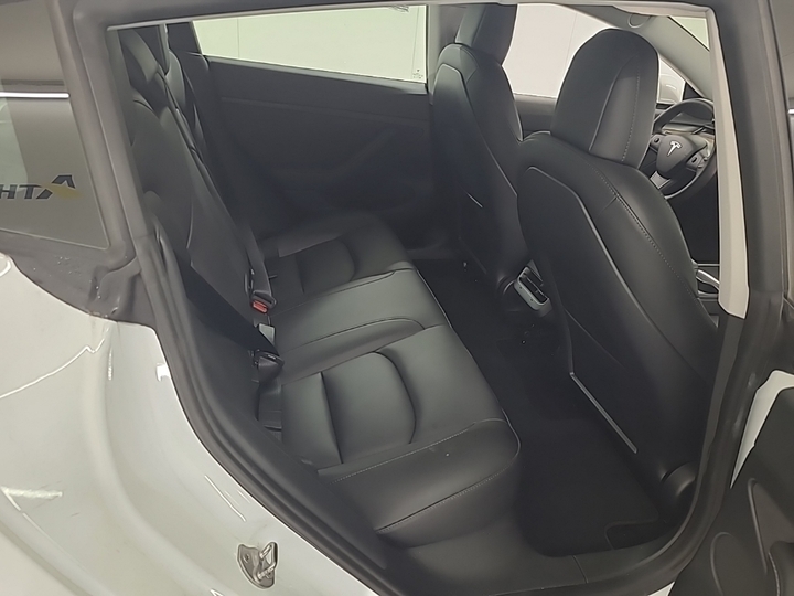 Foto 8 van Tesla Model 3