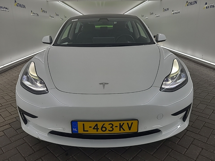 Foto 16 van Tesla Model 3