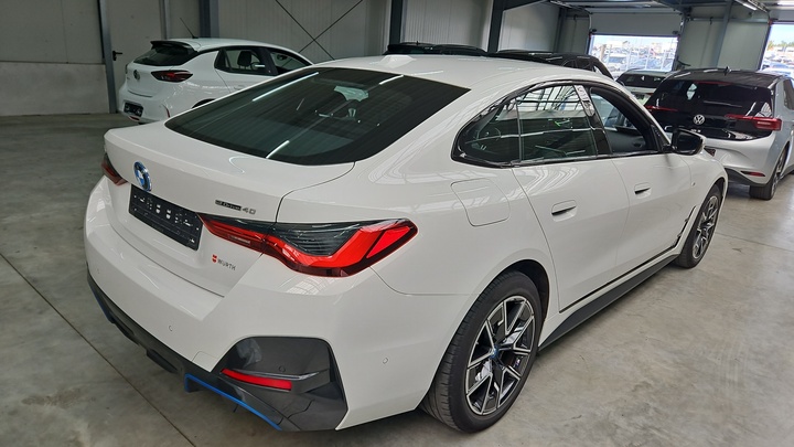 Foto 5 van BMW i4